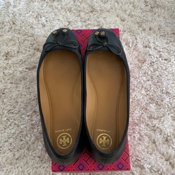 Tory Burch Laila Driver Ballet - Picture 6 of 7